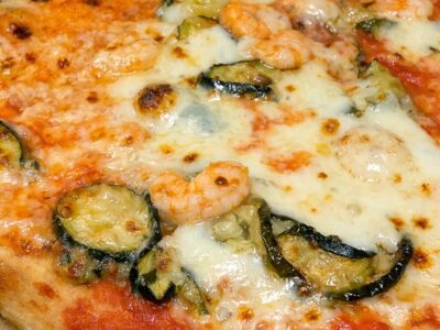 Pizza Bis gamberi e zucchine