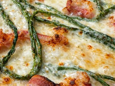 Pizza Bis asparagi e guanciale